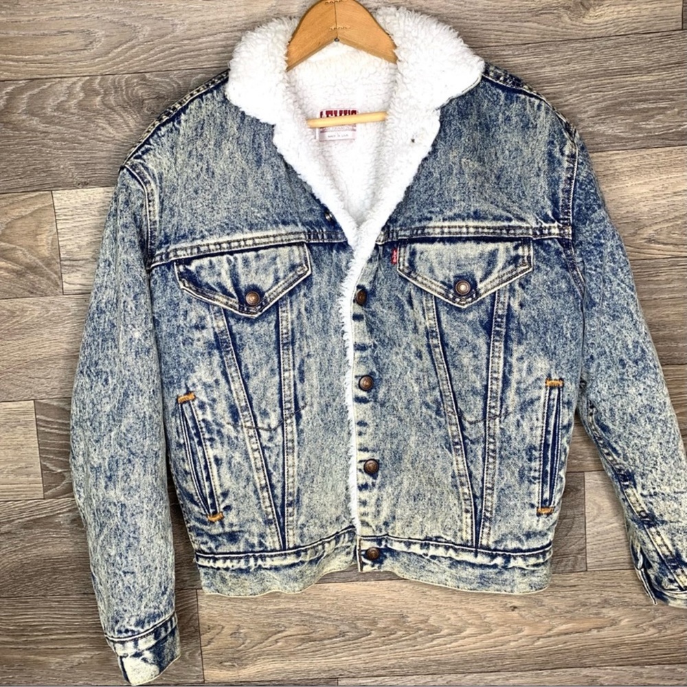 Vintage 1980s Levi’s Fleece Lined Denim Jacket